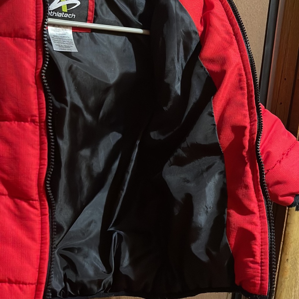 Red winter jacket for the cold night x-small size - Picture 4 of 5